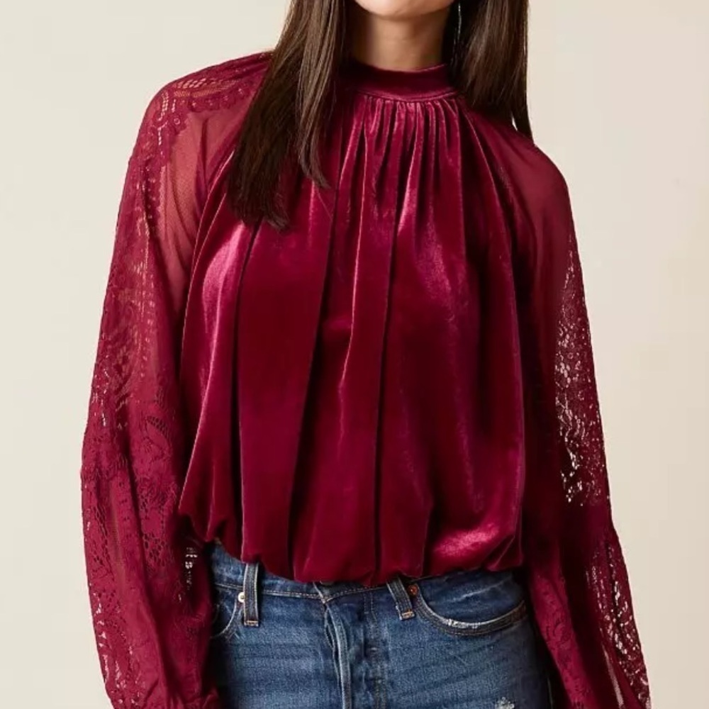 FREE PEOPLE
Dream Team Top In Raspberry - Picture 2 of 4